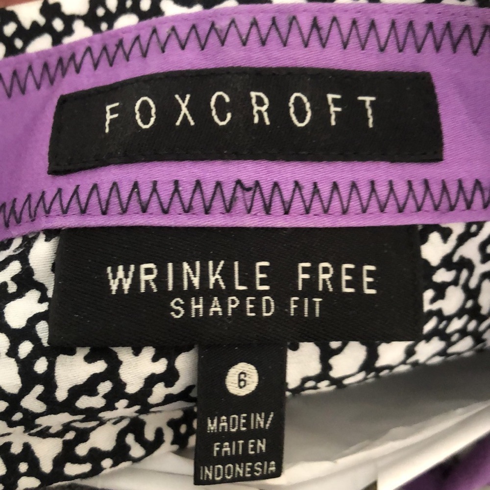 Foxcroft Black and White Button Down Blouse - Picture 6 of 9